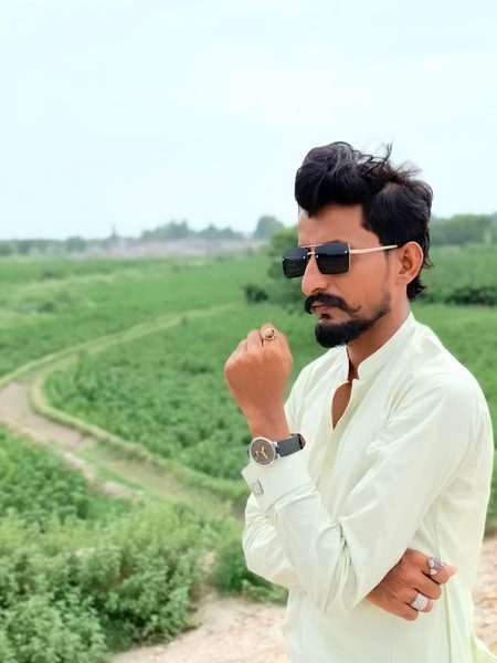 pic loading ...