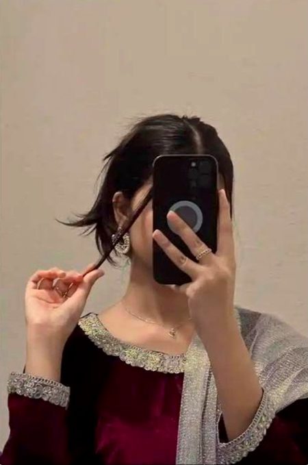 pic loading ...