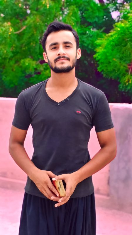 pic loading ...