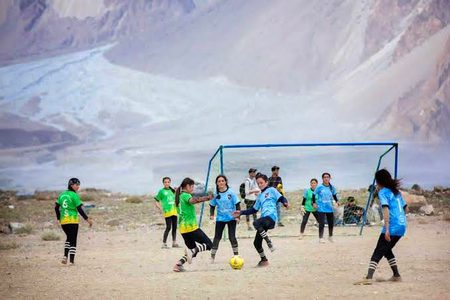 Beautiful People image