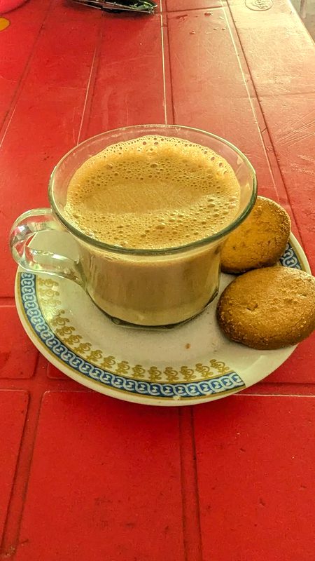 زندگی حیران کی حیران رہ گئی
ھم جیتے گئے چائے پیتے گئے