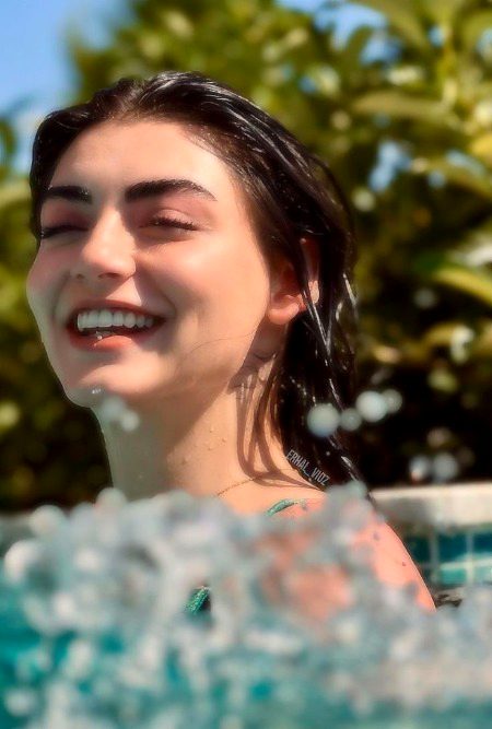 Turkish Celebs image