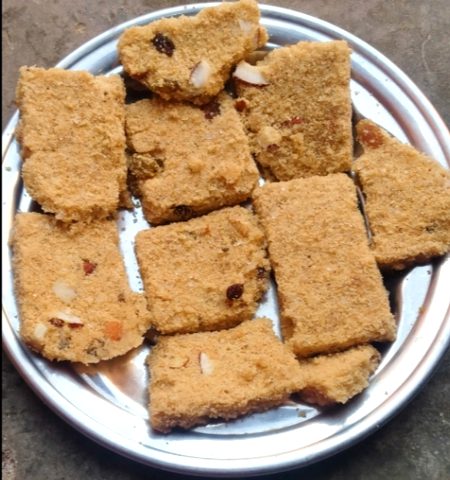 Suji ki mithai made bye me😍😍