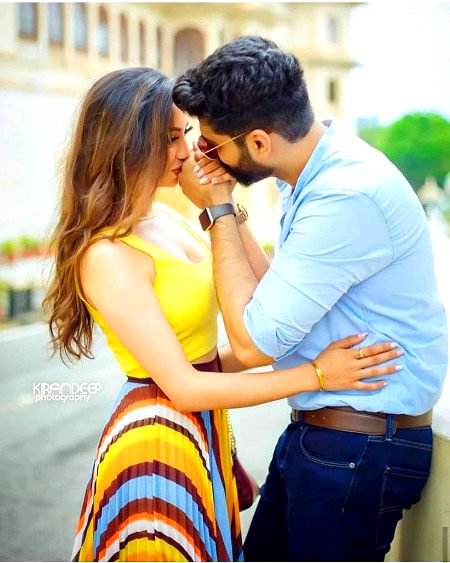 Beautiful People image