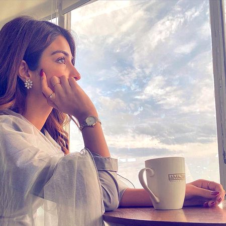 تم بس میرے ہو یہ گمان تھا میرا،،، 
 تم کبھی میرے تھے ہی نہیں یہ حقیقت ٹہھری۔۔؟؟