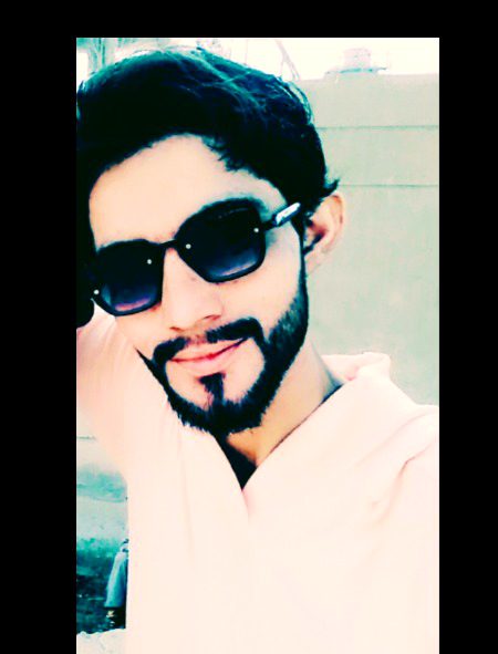 قرار ملتا ہی نہیں __ ان کے بغیر۔
ھم سج سنور کر بھی ___اداس رہتے ہیں۔
?.?A.S .❤Love❤🌹
