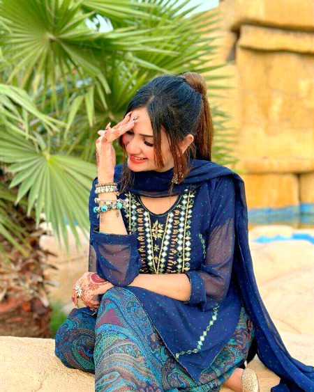 Beautiful People image