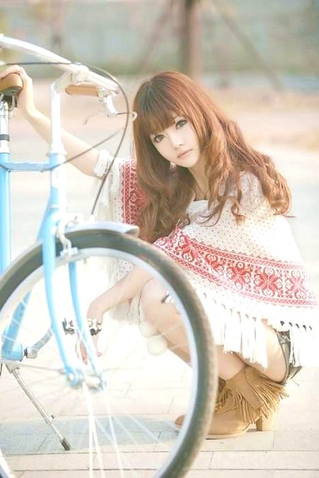 Beautiful People image