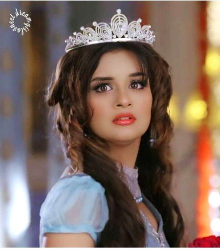 Avneet kaur😍 as sultana