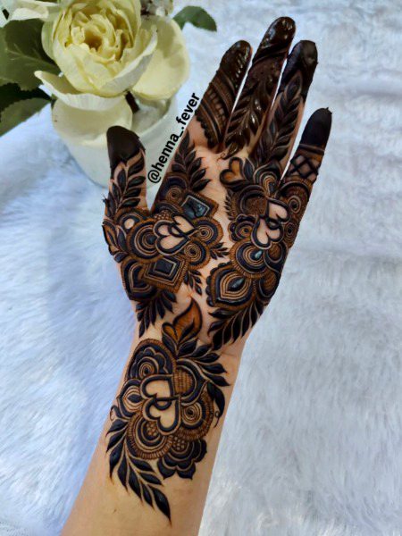 Mehndi Design image
