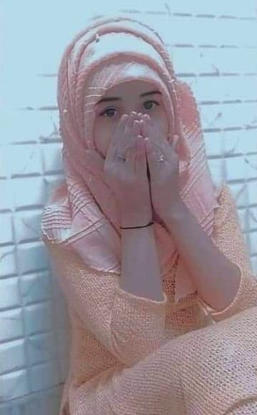 وہ اتنا ڈھیر حسین تھا کہ ہم پے واجب ہے 
تمام عمر بچھڑنے_کا غم کیا جاۓ🔥 Mahii 💔