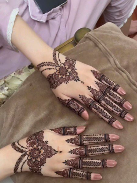 Mehndi Design image