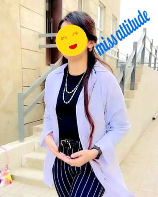 تُم ہو نُصرت کے کسی گِیت میں گایا ہوا راگ! 
ہم وہ گانے ہیں جو کیسٹ میں اَٹک جاتے ہیں
👉Going to academy🚗khushi✌💔