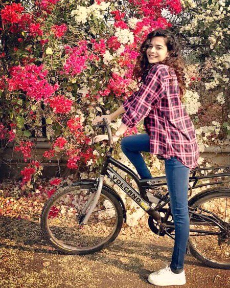 Beautiful People image