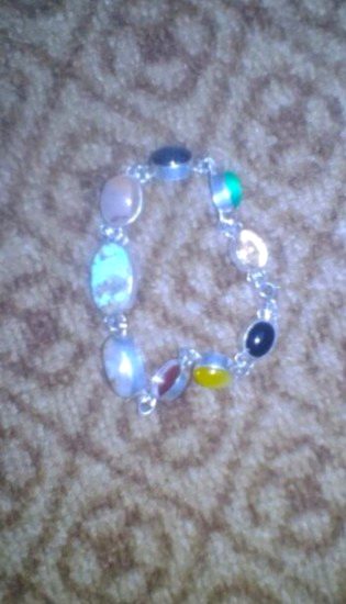 وقت نے سکھا دیا ہے 👌
ہر دوست بھی ، دوست نہیں ہوتا