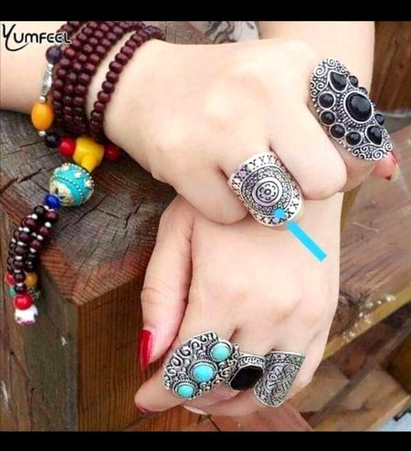 So cute hands