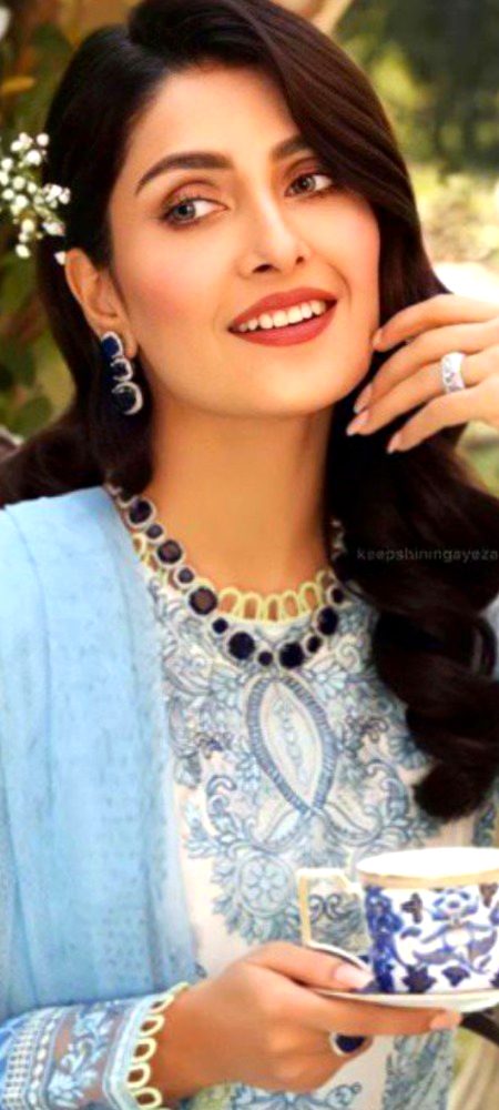 Pakistani Celebs image