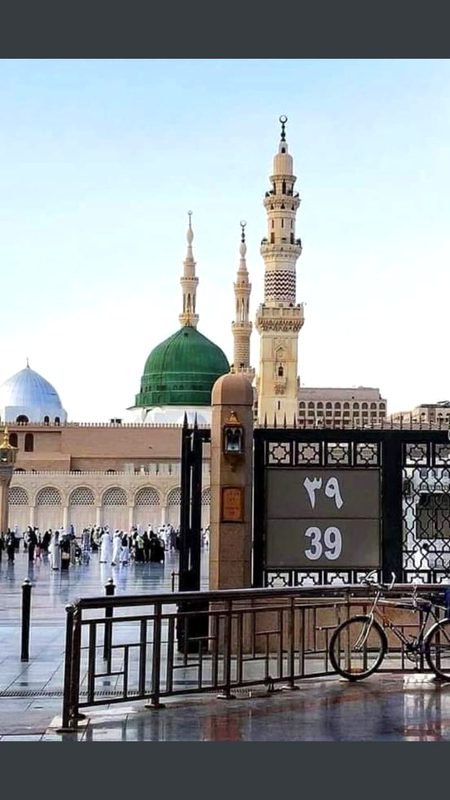 یے وہ نسبت ہے جو نا ٹوٹی ہے نا ٹوٹے گی کبھی!
میں تیرا خاک نشیں،تو میرا سطاں جاناں