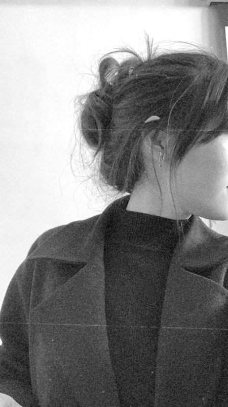 is dasht pe ehsan na kar ai abr-e-ravan aur
jab aag ho nam-khurda to uThta hai dhuan aur