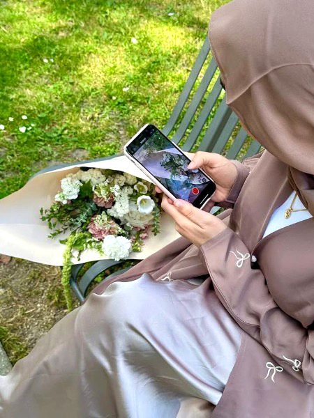 Beautiful People image