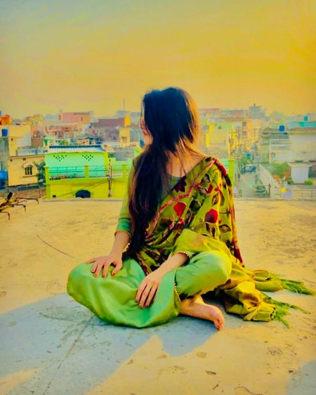 ڈھنگ کی بات کہے کوئی تو بولوں میں بھی!😒
مطلبی ہوں کسی مطلب سے الگ بیٹھی ہو💯🔥