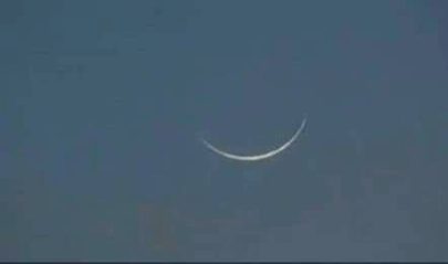 پاکستان میں رمضان المبارک کا چاند 🌙 نظر آ گیا ہے لہذا کل بروز منگل 12 مارچ جو پہلا روزہ ہو گا۔ _ mare tarf sub Sub muslmanO ko Ramzan ka Chand Mubarak Ho ♥️♥️♥️☺️Allah sub k Gunaah maF Farmae Aamin ♥️
