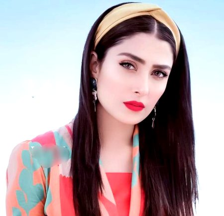 Pakistani Celebs image