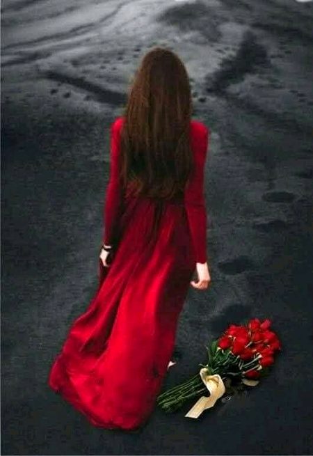 تیری تلاش میں نکلو بھی تو کیا فائدہ.. 
تو بدل گیا ہے کھویا ہوتا تو بات الگ تھی💔Unzii🥀