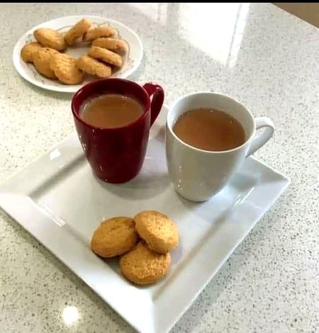بڑھ جاتی ہے کچھ اور ہی چائے کی مٹھاس
پہلا گھونٹ جو تیرے نام کا پی لیتے ہی🖤🌸