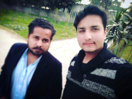 مُجھ سے نہ ہو سکے گی، زمانے کی بندگی!!💯👌👏
مکار بھی نہیں ہوں، اداکار بھی نہیں ہوں!!✌❤🔥