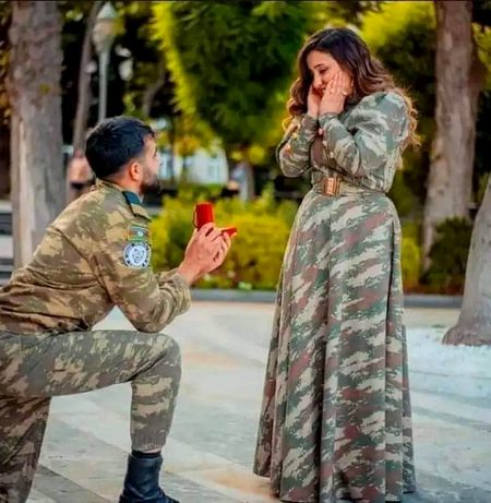 خُوشِیوں کو ڈال دیں گے😍 تیرے قدموں میں ہم😍😊
💕تُم آؤ کبھی راہِ مُحبّت میں میرا❤ ہونے کے لِئے۔۔!!😊