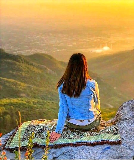Beautiful People image