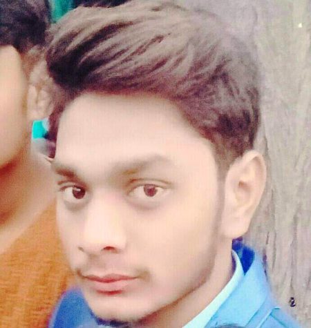 مجھے اس لیۓ بھی پسند ہیں معصوم لوگ _____❤
  خود ٹوٹ جاتے ہیں کسی کا دل نہیں توڑتے:______🌹🌹