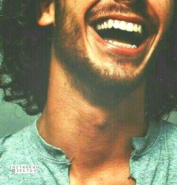 ہماری مسکراہٹیں محفوز_ کر لینا💞☺️
ہمارے__ بعد بہت سناٹا ہو گا ✍🔥😊
- H∆mzıı..  👑💯