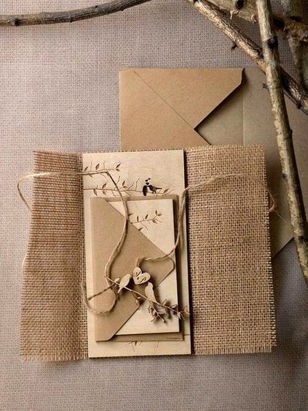 خط کے لفافے میں ڈال کر 
اپنی ہنسی تو ارسال کرو !
رابعہ ساجد