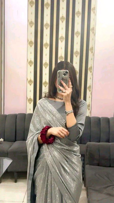 خود کو اہمیت دو 
خود سے بہتر کوئی نہیں ❤️