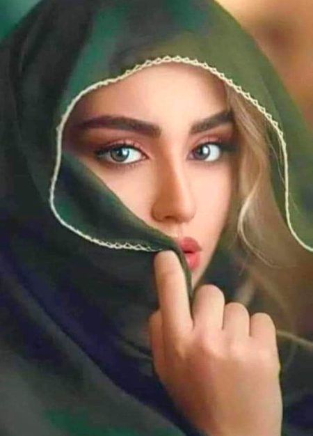 Beautiful People image