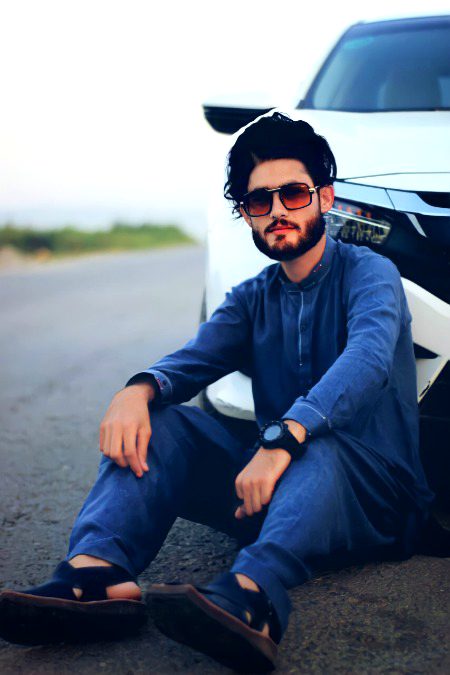 سنبھال خود کو ابھی داستاں باقی ہے🔥
Chill life😊