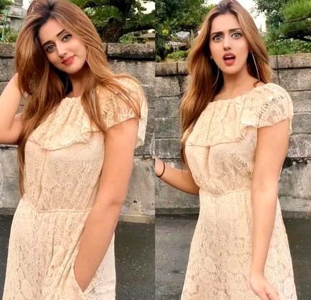 Jannat Mirza
Hello Fans... follow me...