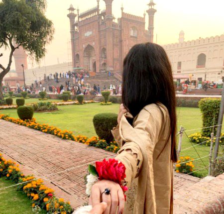 Beautiful People image