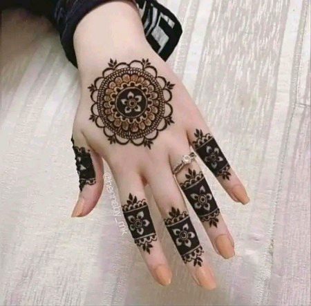Mehndi Design image