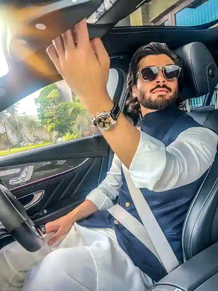 Pakistani Celebs image