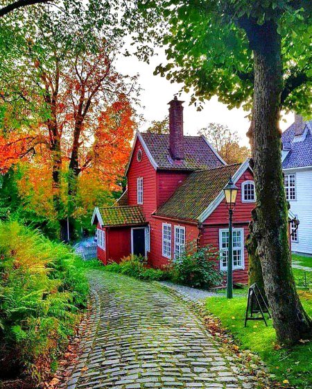 Dwarsgracht Village Netherlands