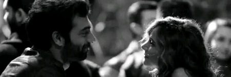 مجھے بغیر کسی وجہ کے پکار لیا کرو
مجھے تمہاری آواز  سے محبت ھے ❤