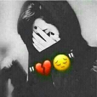 Koi kitna hi khush mizaaj kyu na hu
Rula deti hai kisi ki kami kbhi kbhi