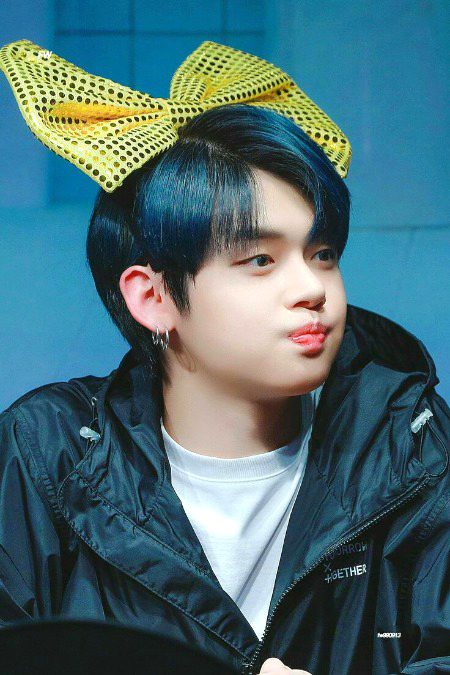 Beautiful People image