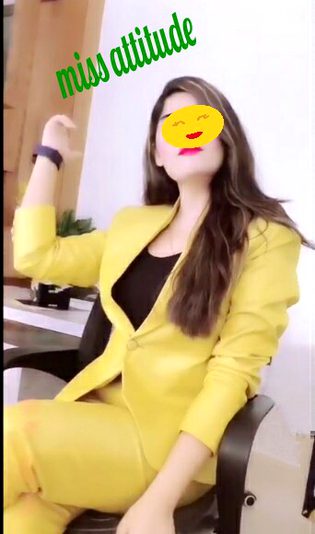 👉 kuch nhi chahiye arzoo he yehi ap mere ban jaiye🙅ap ko chahty hen hm khud se bhe zeada💔hmari nazar se 👀kbhi dekhna💔sath ap ka mujhe hr qadam chahiye💔😒zindagi me mujhe bs ap chahiyo💔🙅is se zeada mujhe or kuch nhi chahiye💔😒bs arzoo he yehi mere ban jaiye💔
Khushi✌