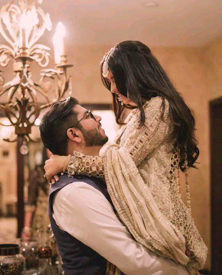 تم وہ ہو جس کے لئے سکون برباد کر لیا جائے اور ملال تک نہ ہو