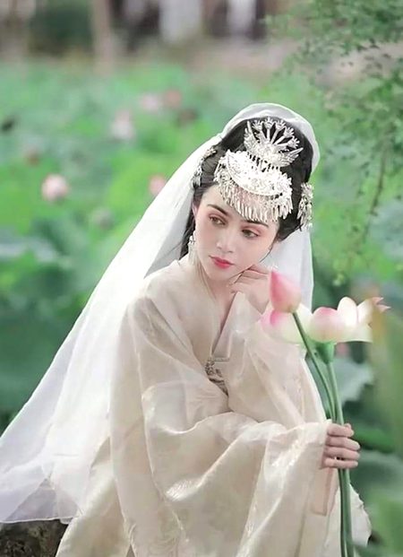 Beautiful People image