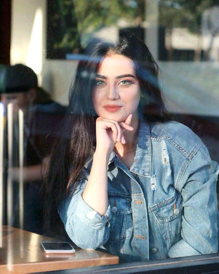 Beautiful People image